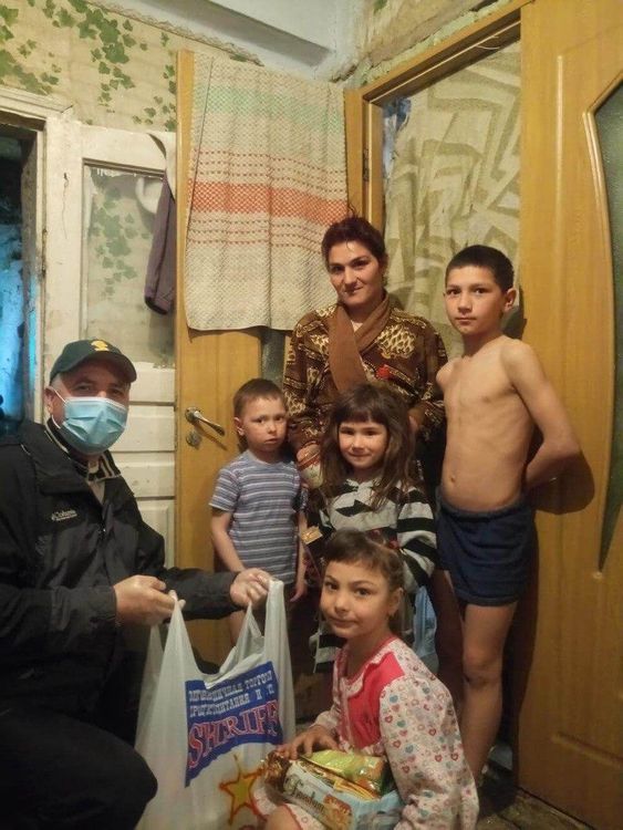 Помощь бедным семьям в тяжёлые времена Covid-19